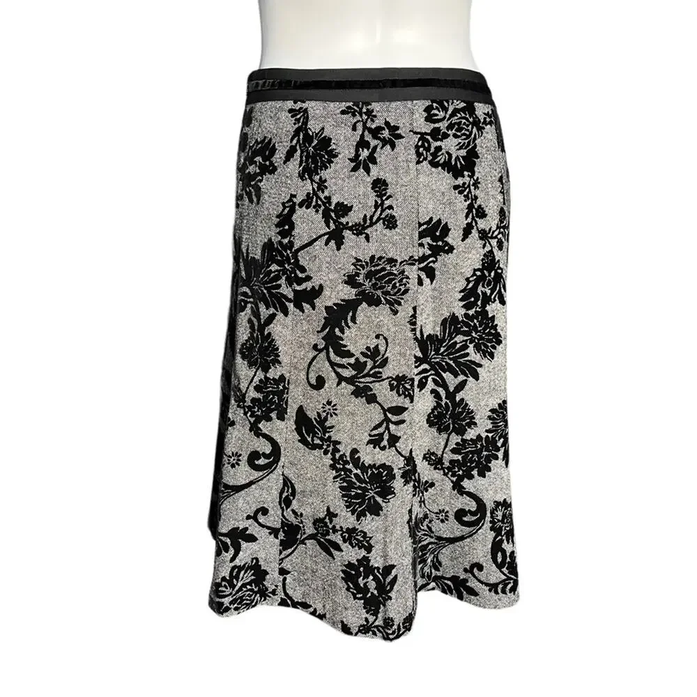 Ann Taylor wool blend grey black tweed floral A line lined skirt size 4